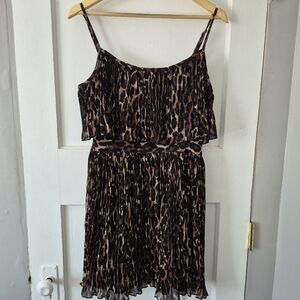 GUESS Vintage Y2K Leopard Print Pleated Cut Out Back Mini Dress Brown Sz 9